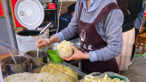 飯店涼皮內放黃瓜絲被罰,這也違反食品安全法